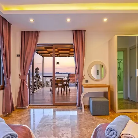 Royal Hills 2 * 卡斯