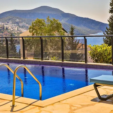 Vila Royal Hills 2